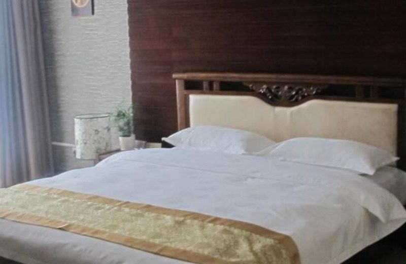 Poya hotel