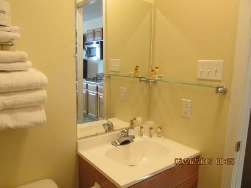 Tumbleweed Inn & Suites