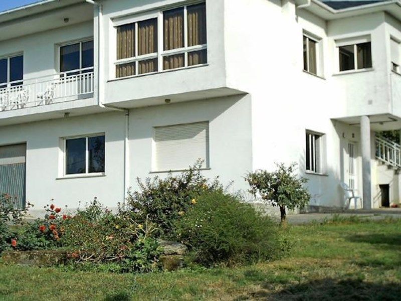 Apartment Barral Noguerosa