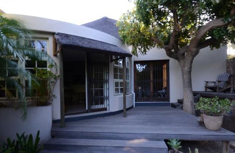 Tales of Whales guest house