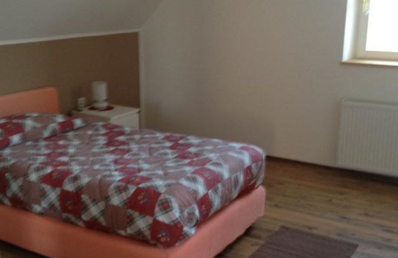 Hunters House Kft Bed and Breakfast