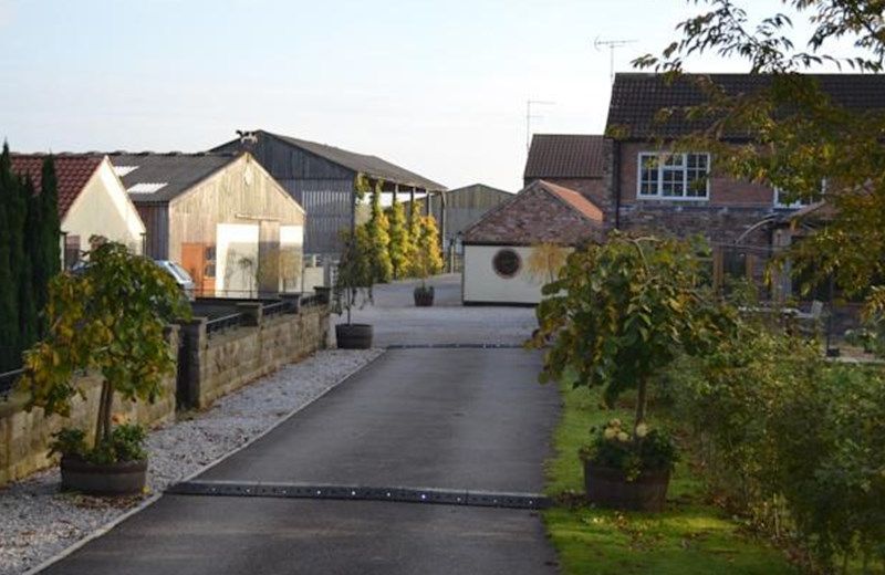 BRICKNELL COTTAGES