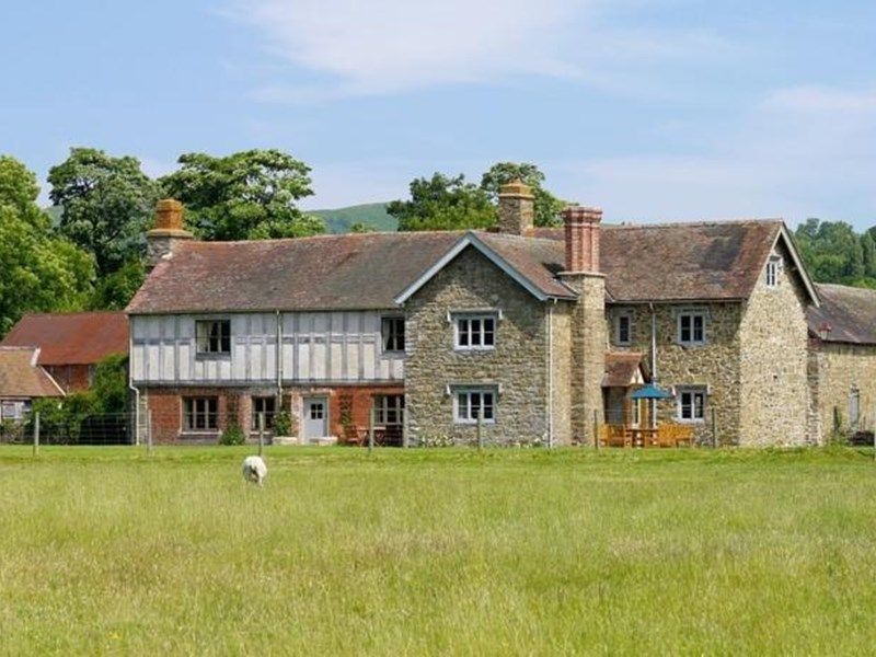 Henley Farmhouse