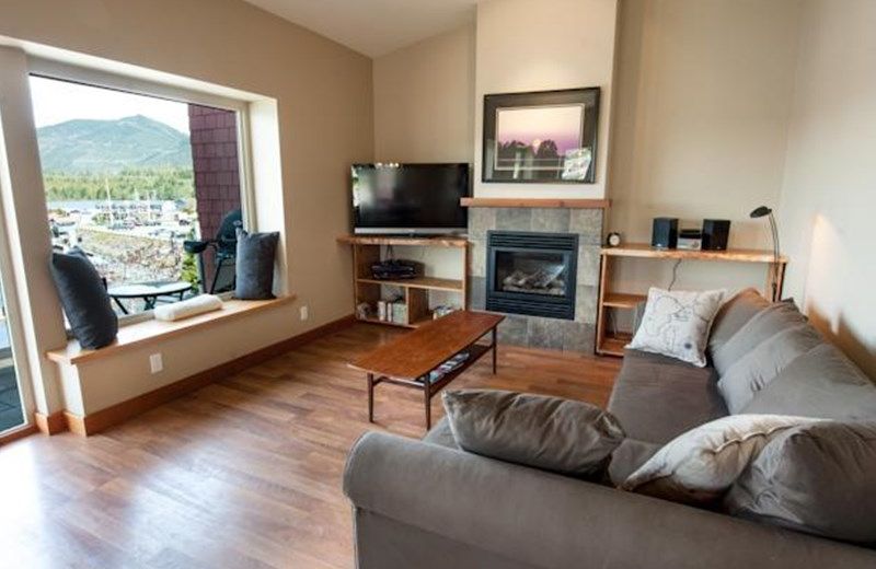 STAY TOFINO??S PROPERTIES UCLUELET   BOAT BASIN RETREAT