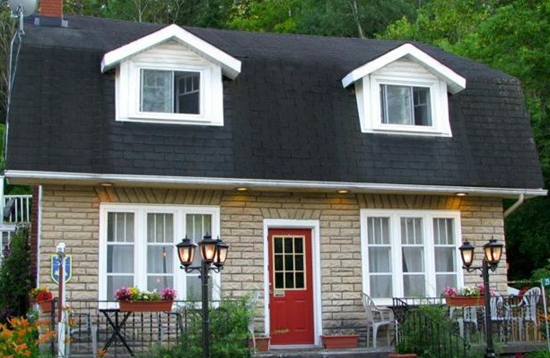 Auberge De Mon Petit Chum B&B