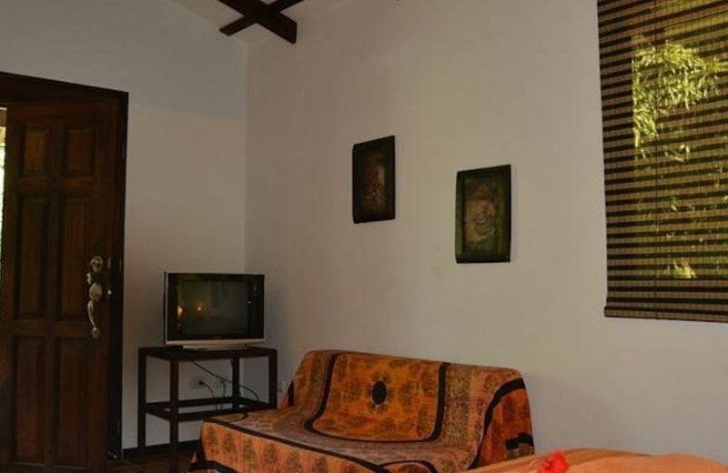 RUMBO SURF LODGE
