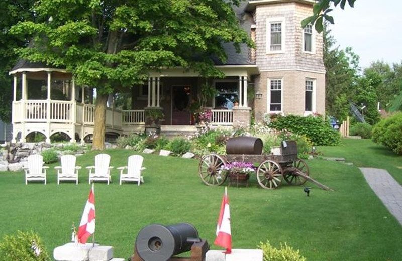 Creighton Manor Inn Bed & Breakfast