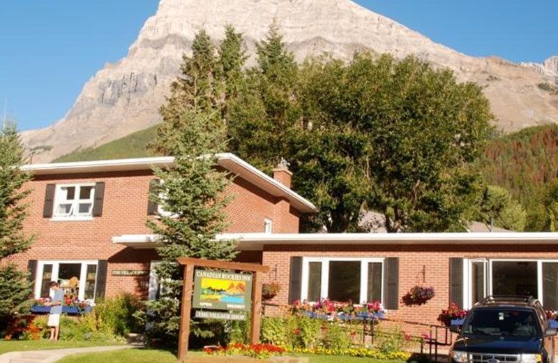 Canadian Rockies Inn - Adults only