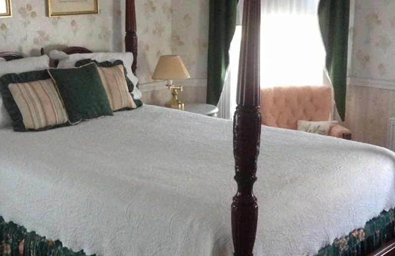 NEWPORT ROSE COTTAGE
