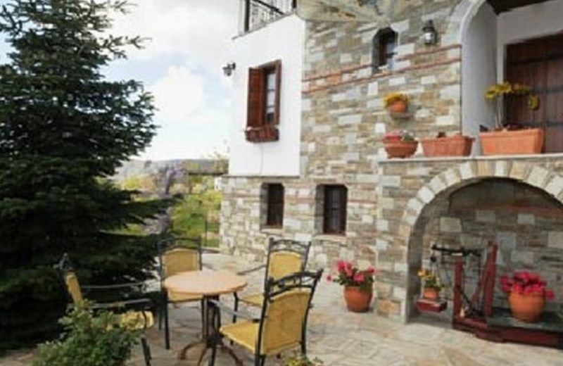 GUESTHOUSE THEASIS