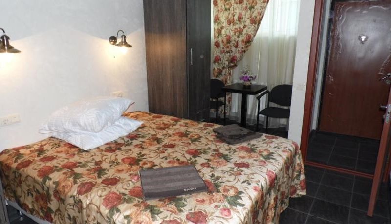 Hotel Hata