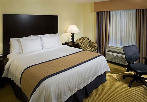 Fairfield Inn & Suites Houston Intercontinental Airport