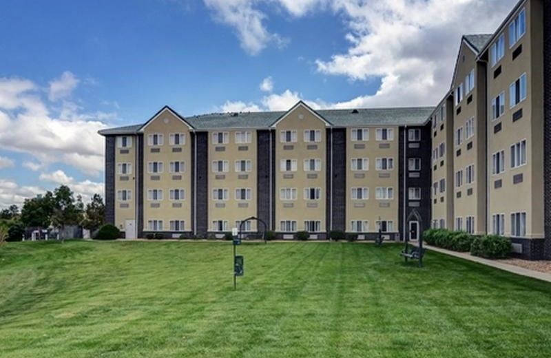 CRYSTAL INN HOTEL & SUITES