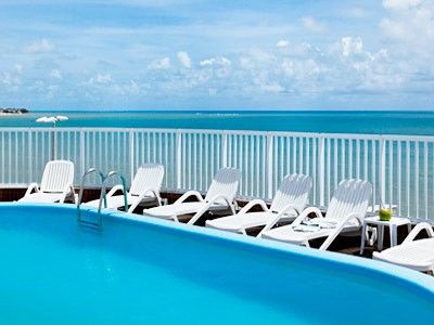 Happy Hotel Manaira
