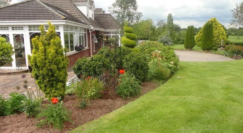 WESTWOOD COUNTRY HOUSE