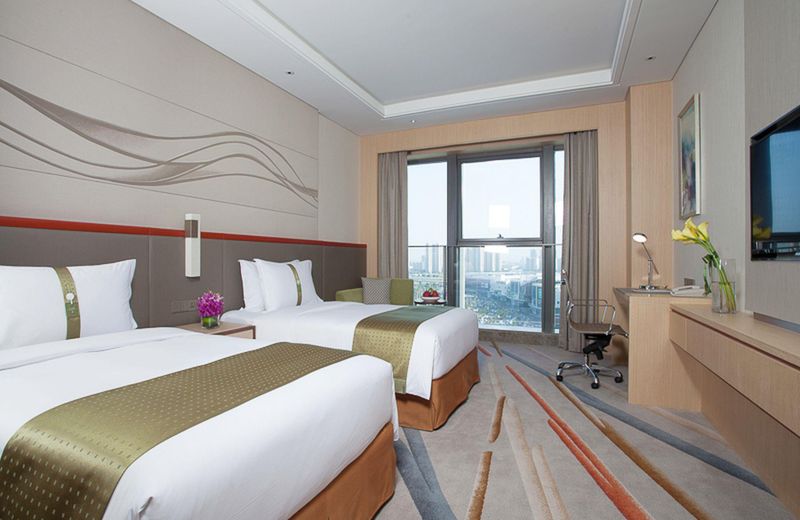 Holiday Inn Suzhou Huirong Plaza, an IHG Hotel