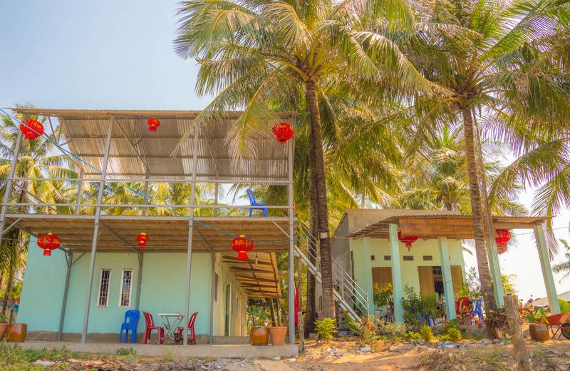 CHILL HOUSE by the beach