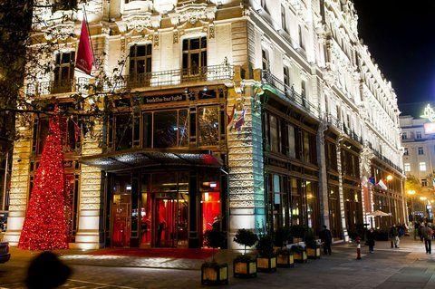 Buddha-Bar Hotel Budapest Klotild Palace