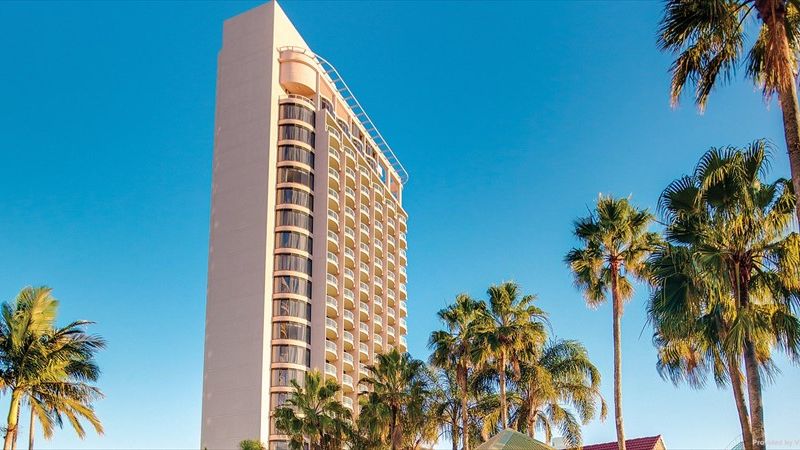 Oaks Gold Coast Hotel