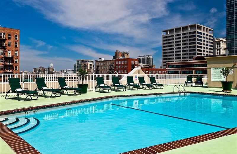 Holiday Inn Hotel & Suites Chicago - Downtown, an IHG Hotel