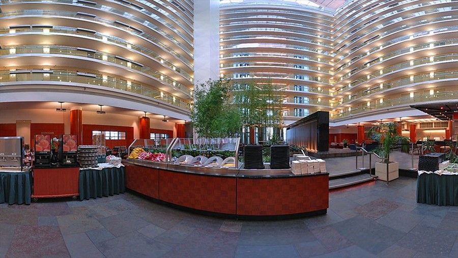 Embassy Suites Chicago Downtown Magnificent Mile