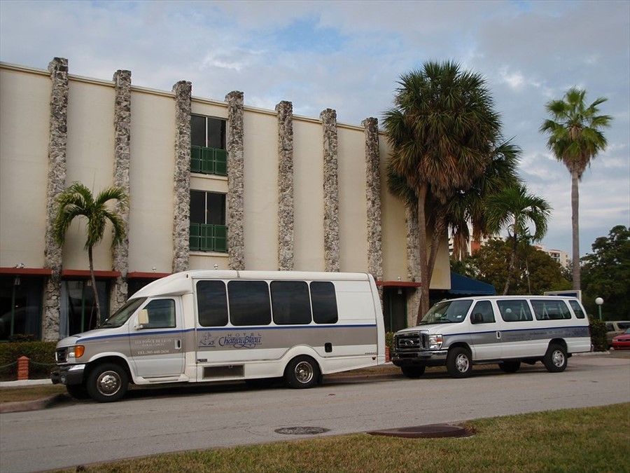 Chateaubleau Hotel