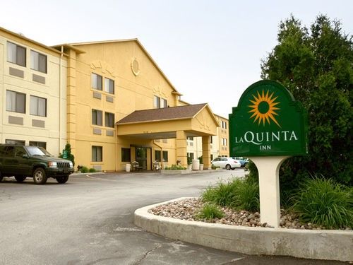 La Quinta Inn by Wyndham Milwaukee Glendale Hampton Ave