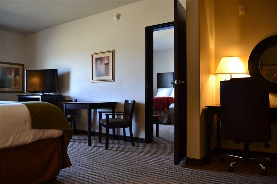 Holiday Inn Express and Suites Heber Springs, an IHG Hotel