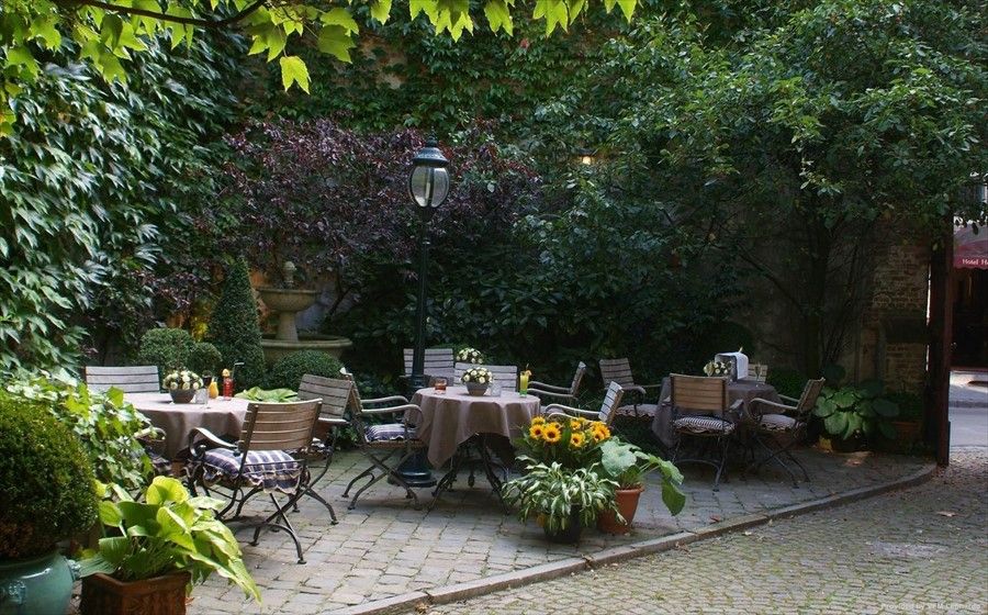 Outdoor Pictures 21