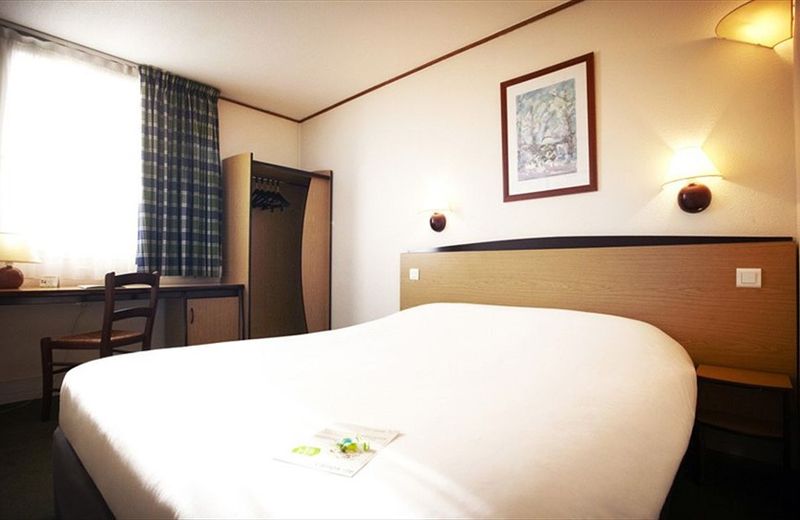 DC Hotel & Restaurant Brussels South