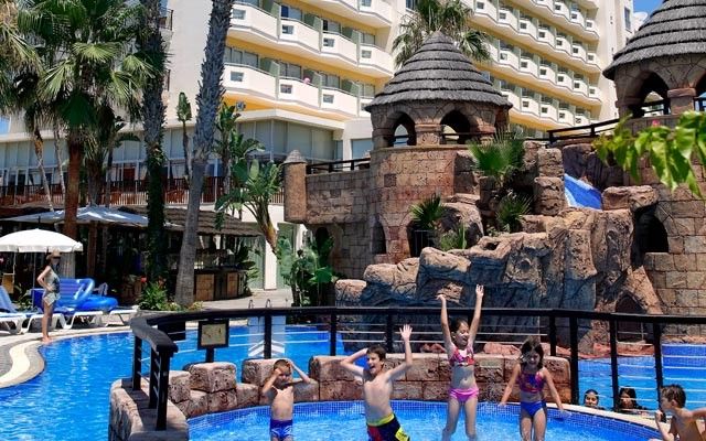 Lordos Beach Hotel & Spa