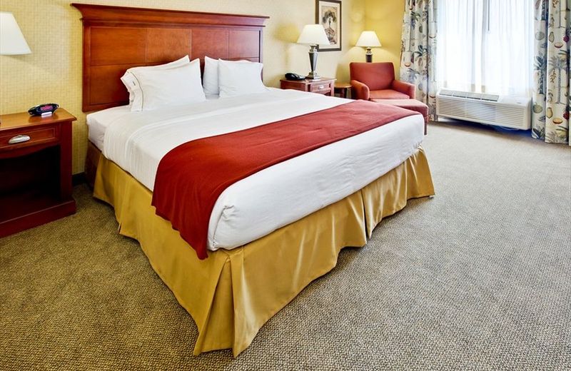 Holiday Inn Express Hotel & Suites DFW West - Hurst, an IHG Hotel