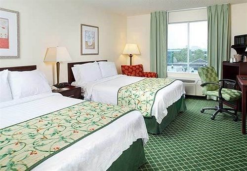 Fairfield Inn and Suites Mt. Laurel