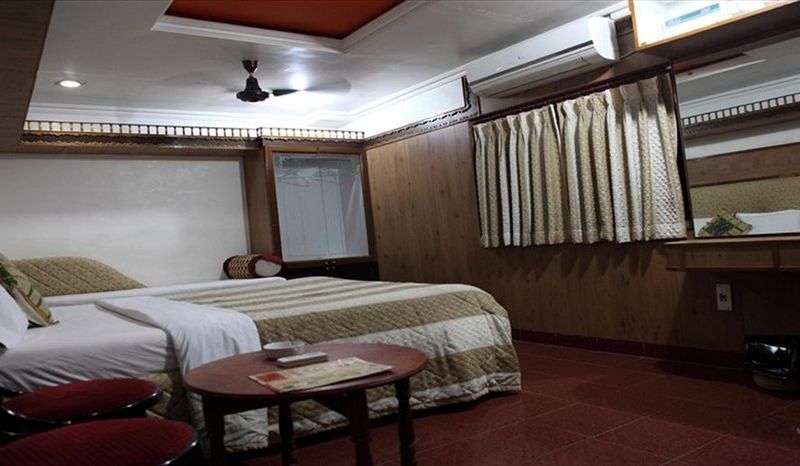 RAHI GULISTAN TOURIST COMPLEX