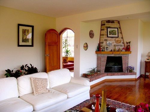THE GARDEN HOUSE