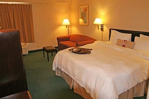 Hampton by Hilton Monterrey Galerias Obispado