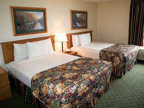 La Quinta Inn & Suites by Wyndham Portland Airport