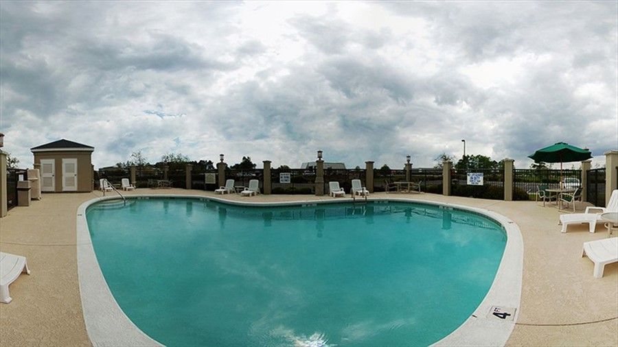Outdoor Pictures 21