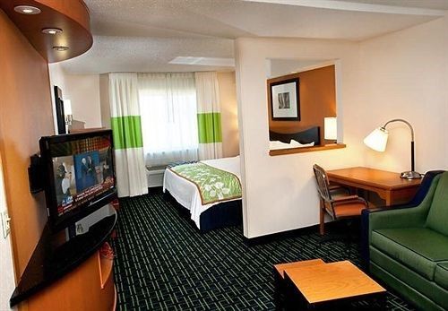 Fairfield Inn & Suites Longview