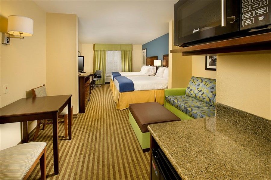 Holiday Inn Express - Tullahoma, an IHG Hotel