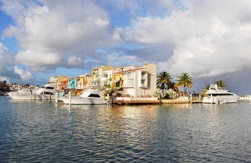 Wyndham Palmas Beach and Golf Resort