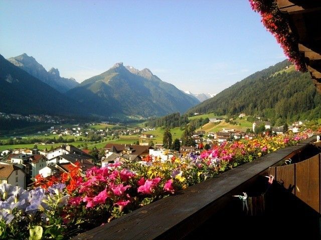 Outdoor Pictures 22