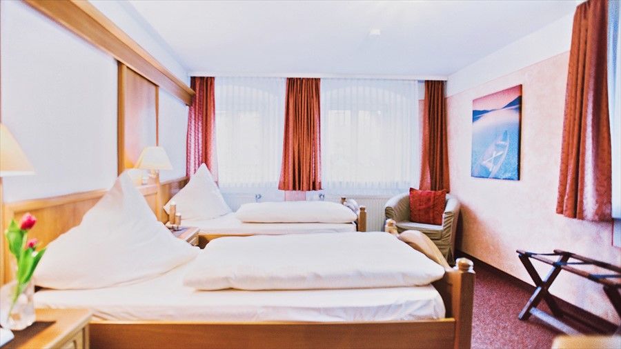 Hotel-Gasthof zum Hirsch