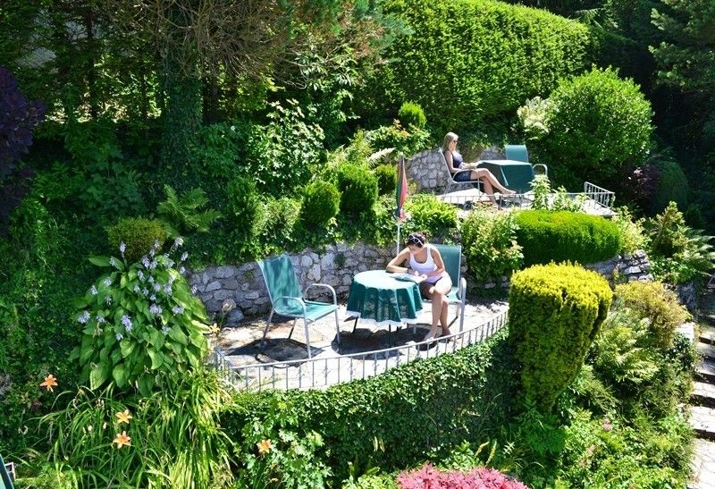 Outdoor Pictures 19