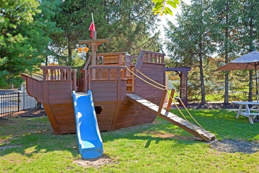 Outdoor Pictures 21