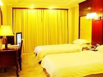 Zhumadian Golden Delight Inn