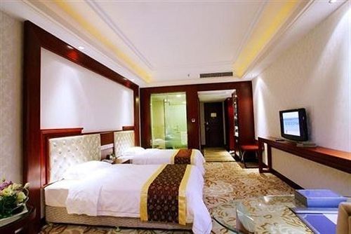 Zhuorui Hotel