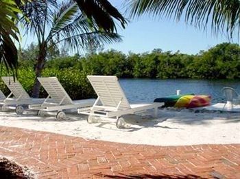 Siesta Key Bungalows