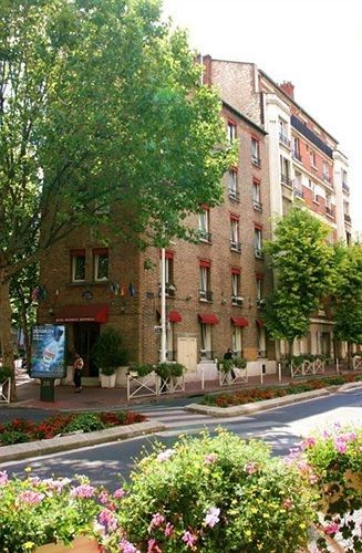 Hotel Sixteen Paris Montrouge