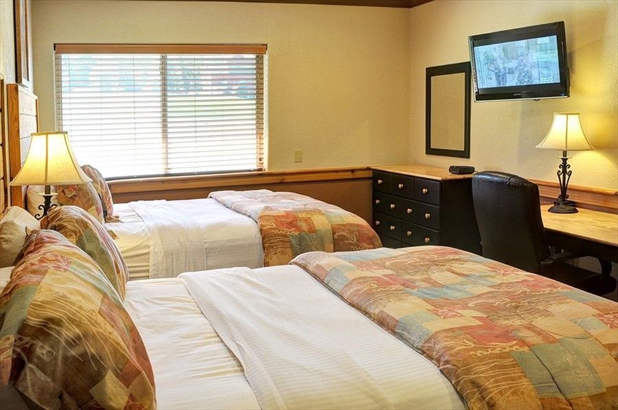 Sunapee Lake Lodge